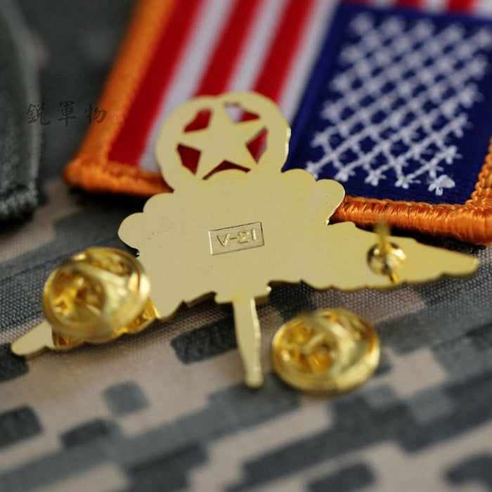 US Advance FreeFall Wing Pin Badge Gold