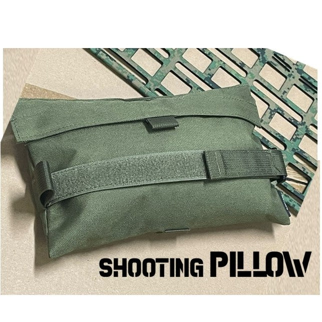 Green Shooting Pillow sleeve with Bean