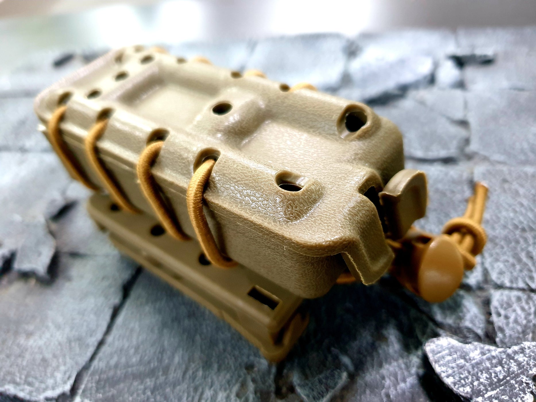 Hard Shell Magazine Pouch KHAKI for 9mm — G MILITARY
