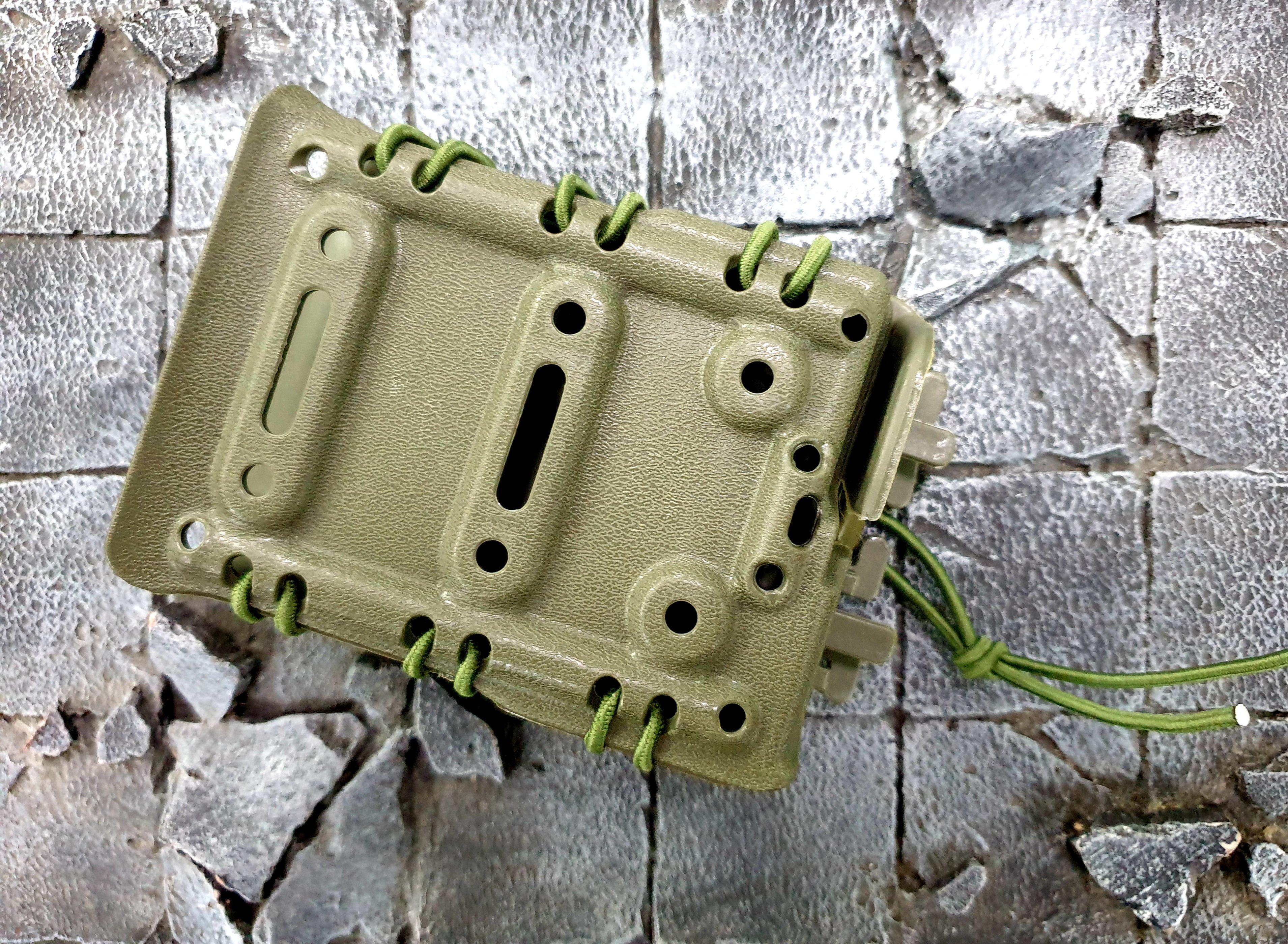 Hard Shell Magazine Pouch GREEN for 7.62mm — G MILITARY