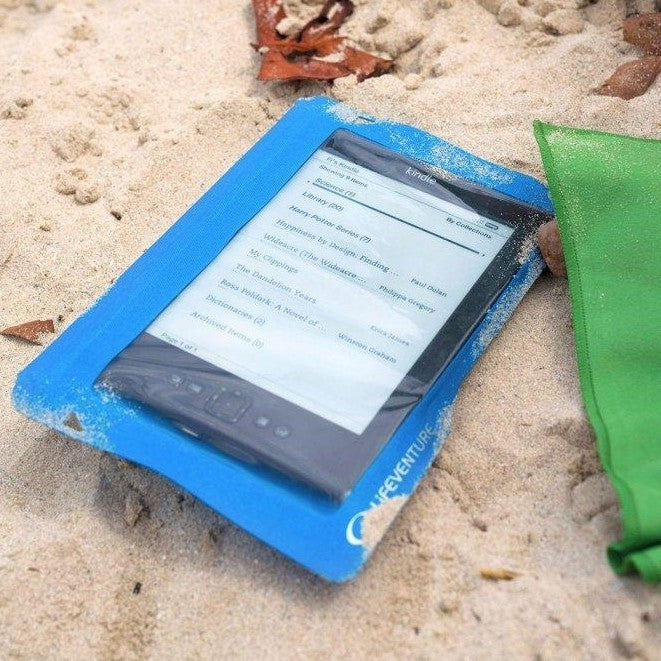 LifeVenture Hydroseal Waterproof Tablet Case