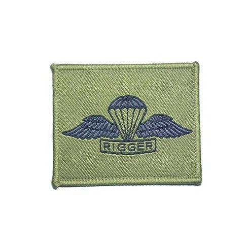 RIGGER Army No.4 Badge — G MILITARY