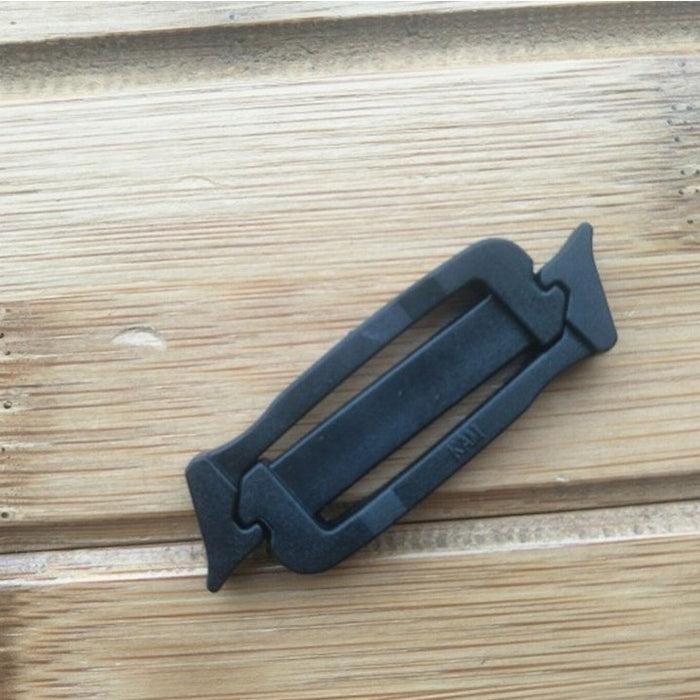 Accessory bag connection buckle , Black.