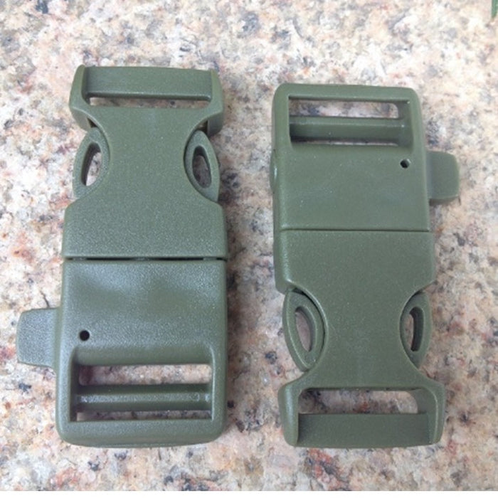 Whistle Buckle Wilderness Survival , Green.