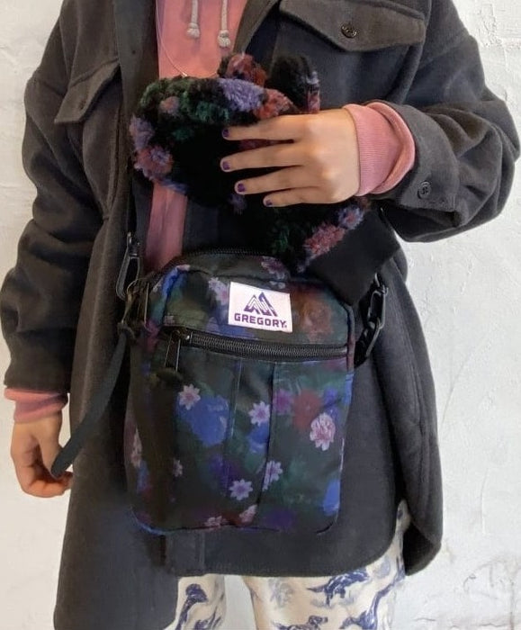LIMITED EDITION GREGORY X BEAMS QUICK POCKET M PLUS MIDNIGHT FLORAL — G MILITARY